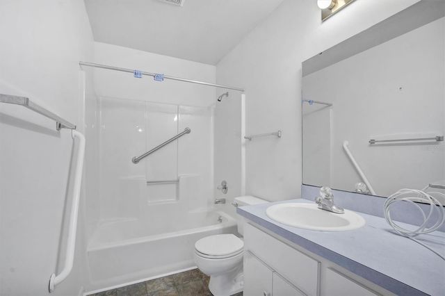 4938 COLONNADES CIRCLE E, Lakeland, FL 33811