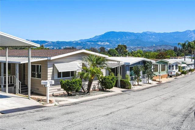 163 El Pajaro, Newbury Park, CA 91320