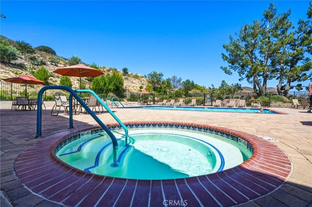 163 El Pajaro, Newbury Park, CA 91320