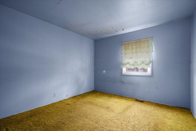 132 N Pinecrest Road, Bolingbrook, IL 60440