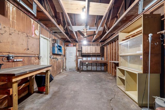 132 N Pinecrest Road, Bolingbrook, IL 60440