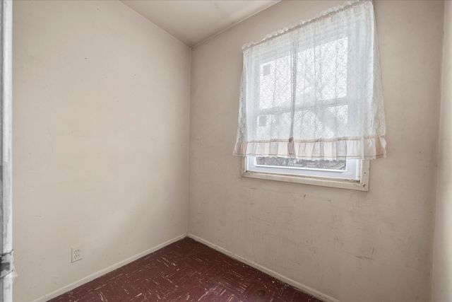 132 N Pinecrest Road, Bolingbrook, IL 60440