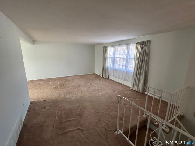 47 Williamson Road, Hamden, CT 06517