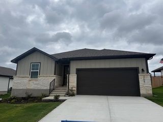 308 Gristmill RD, Burnet, TX 78611