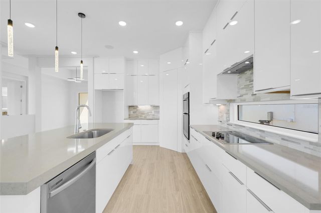 3060 KENSINGTON AVENUE, Davenport, FL 33837