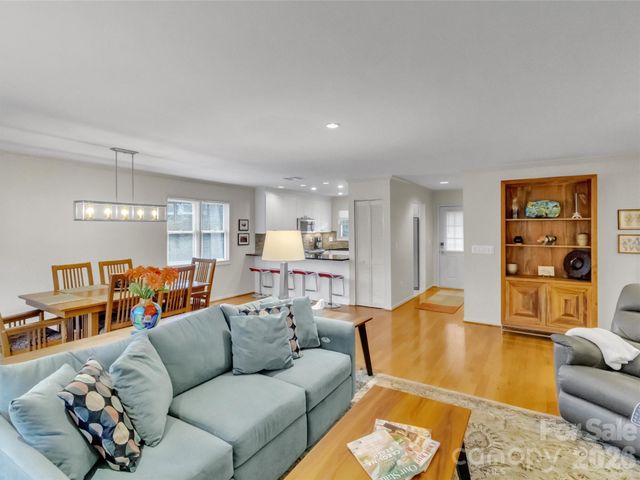 69 Tri Vista Drive 3, Lake Junaluska, NC 28745