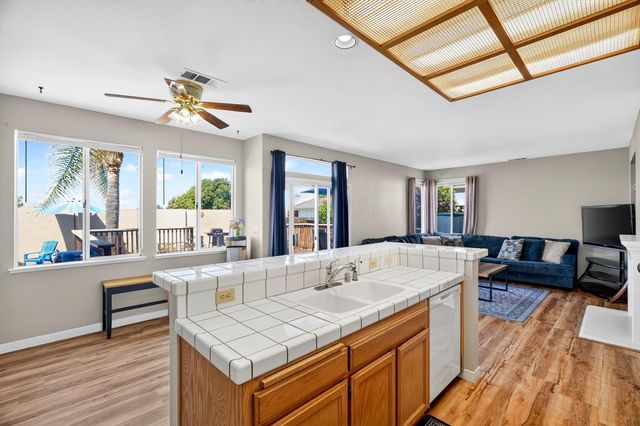 2218 Newport Ct, Discovery Bay, CA 94505