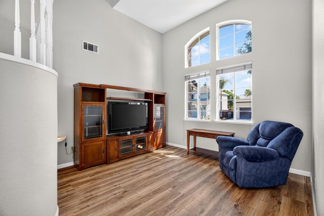 2218 Newport Ct, Discovery Bay, CA 94505