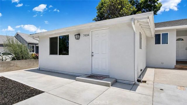 7032 Penfield, Winnetka, CA 91306
