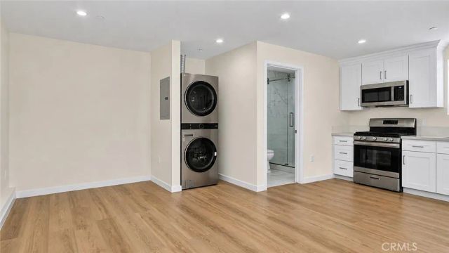 7032 Penfield, Winnetka, CA 91306