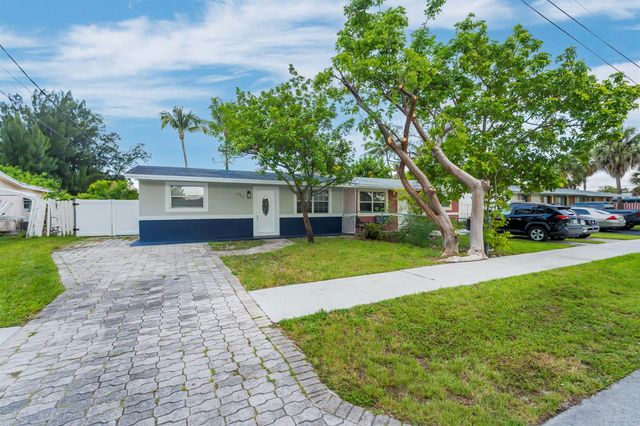 1523 SW 68th Way, North Lauderdale, FL 33068