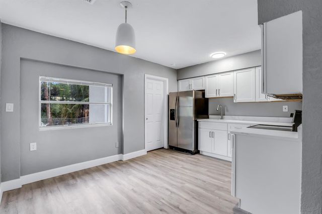 1523 SW 68th Way, North Lauderdale, FL 33068
