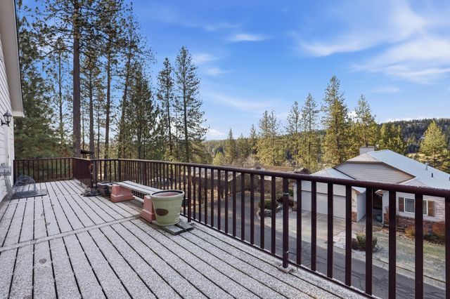 2120 E TURNBERRY Ln, Spokane, WA 99223