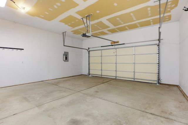 2120 E TURNBERRY Ln, Spokane, WA 99223