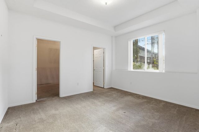 2120 E TURNBERRY Ln, Spokane, WA 99223