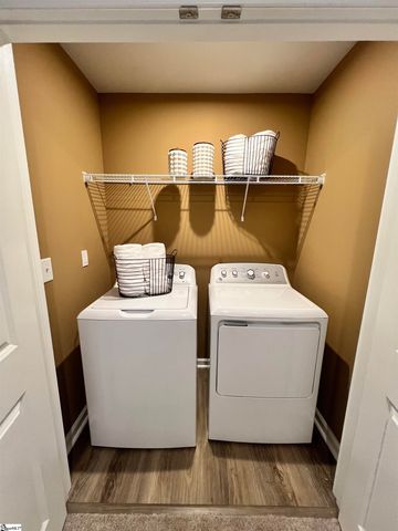 1272 Forestbrook Lane, Spartanburg, SC 29303