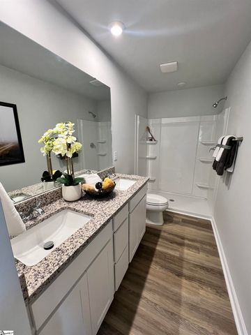 1272 Forestbrook Lane, Spartanburg, SC 29303