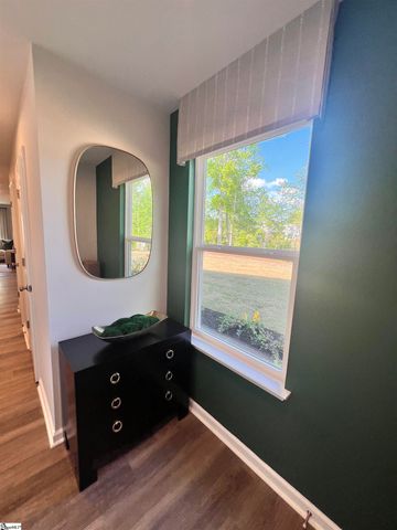 1272 Forestbrook Lane, Spartanburg, SC 29303