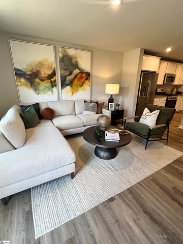 1272 Forestbrook Lane, Spartanburg, SC 29303