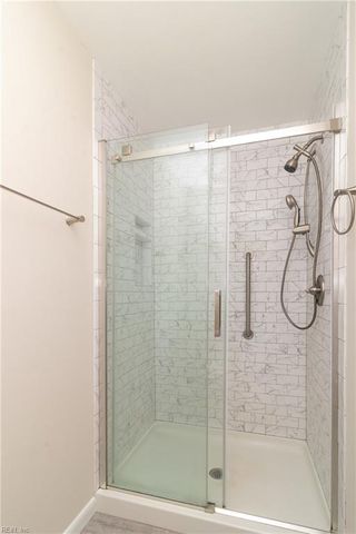 1553 Edgewater DR, Virginia Beach, VA 23464