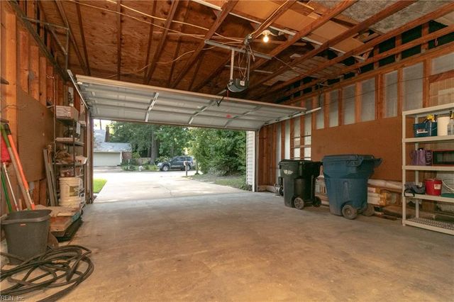 1553 Edgewater DR, Virginia Beach, VA 23464