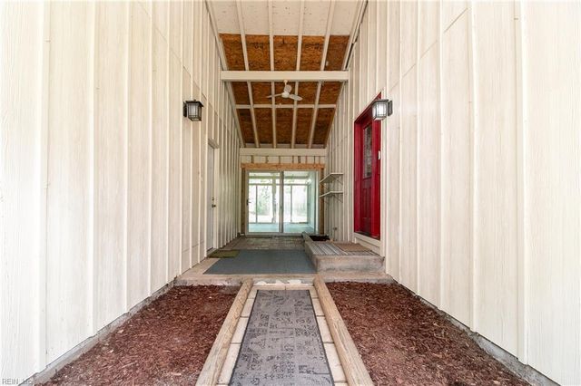 1553 Edgewater DR, Virginia Beach, VA 23464