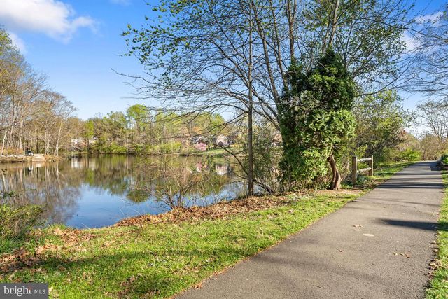 9535 BURDETT RD, Burke, VA 22015