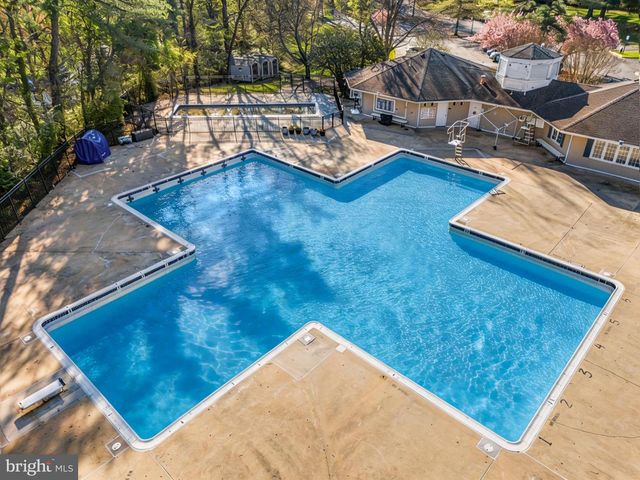 9535 BURDETT RD, Burke, VA 22015