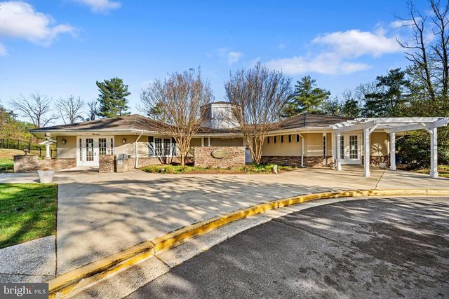 9535 BURDETT RD, Burke, VA 22015