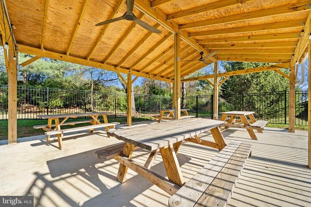 9535 BURDETT RD, Burke, VA 22015