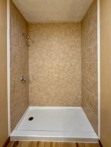 4367 Prices Creek Road, Huntington, WV 25701