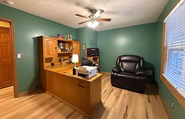 4367 Prices Creek Road, Huntington, WV 25701