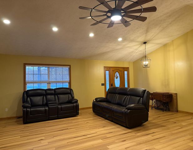 4367 Prices Creek Road, Huntington, WV 25701