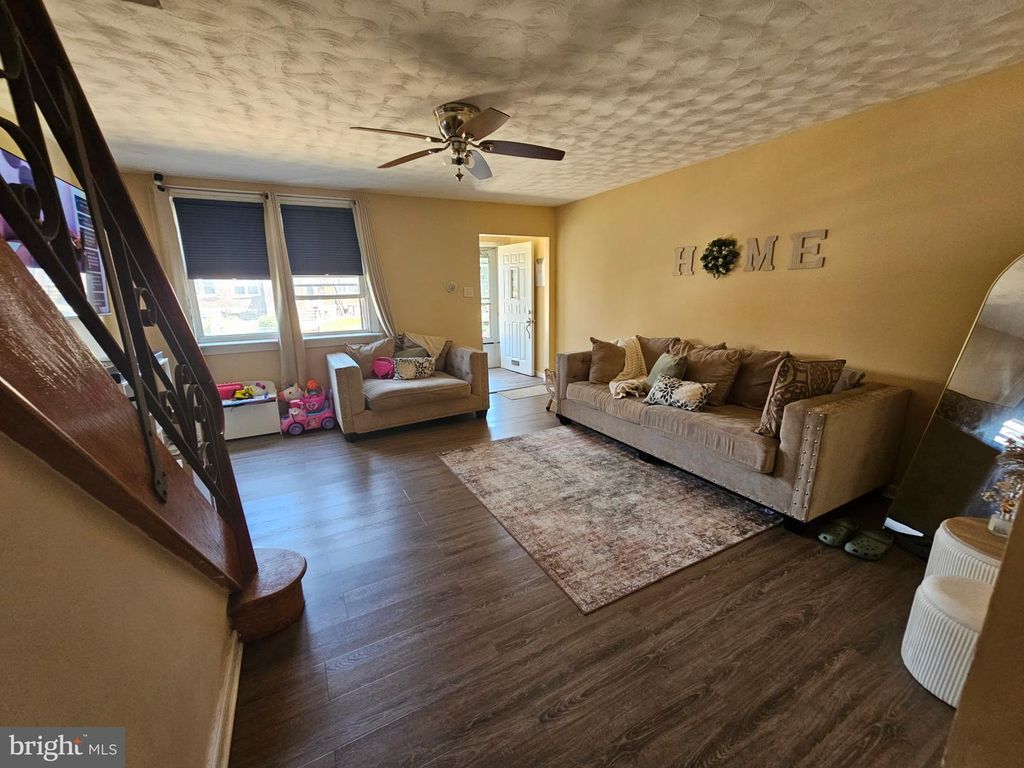 7254 CALVERT ST, Philadelphia, PA 19149