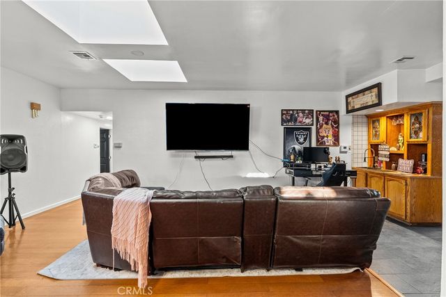 9700 S 5th, Inglewood, CA 90305
