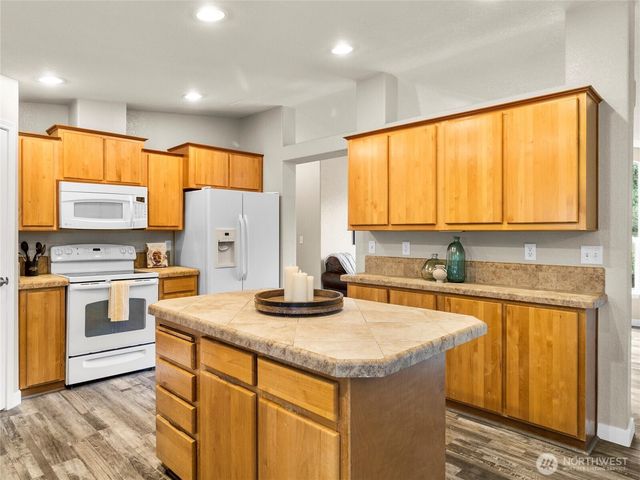 21734 SE 358th Street, Auburn, WA 98092