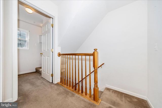 126 N ALTAMONT AVE, Thurmont, MD 21788