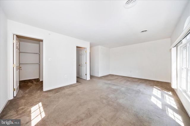 126 N ALTAMONT AVE, Thurmont, MD 21788