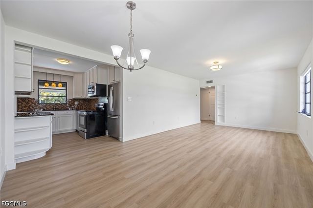 1575 Grace AVE, Fort Myers, FL 33901