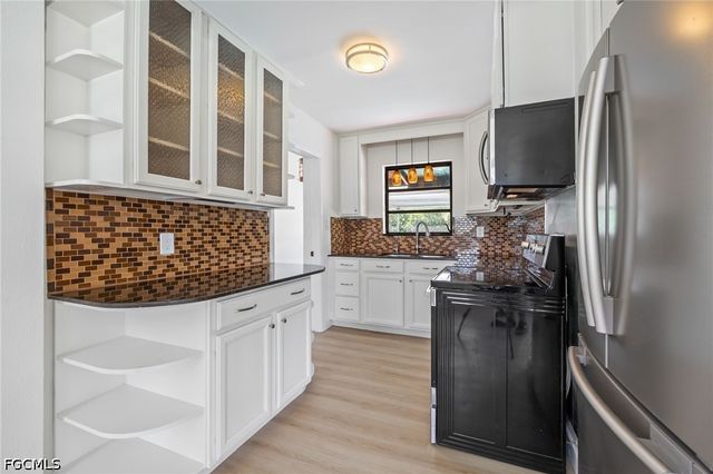 1575 Grace AVE, Fort Myers, FL 33901