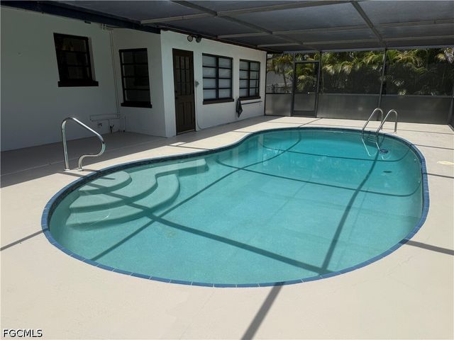 1575 Grace AVE, Fort Myers, FL 33901