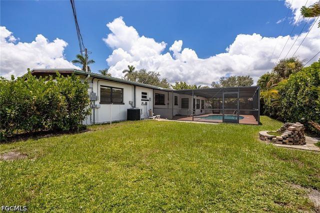 1575 Grace AVE, Fort Myers, FL 33901