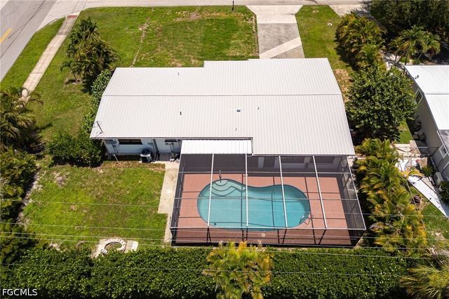 1575 Grace AVE, Fort Myers, FL 33901
