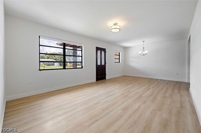 1575 Grace AVE, Fort Myers, FL 33901