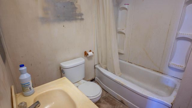 235 Hynes Street, West Plains, MO 65775