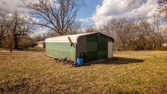 235 Hynes Street, West Plains, MO 65775