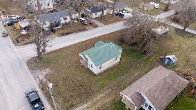 235 Hynes Street, West Plains, MO 65775
