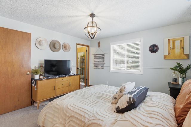 1835 NW Turner Dr, Pullman, WA 99163