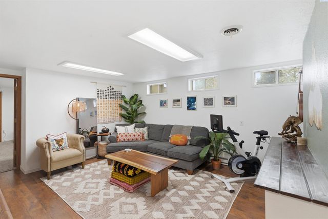 1835 NW Turner Dr, Pullman, WA 99163