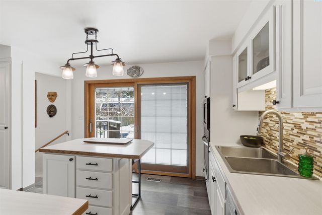 1835 NW Turner Dr, Pullman, WA 99163